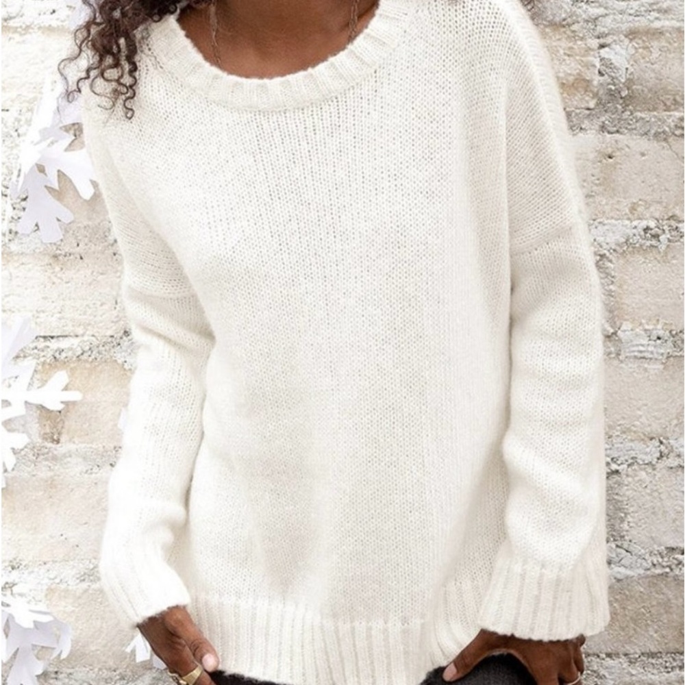 Beautiful Wooden Ships, oversized sweater. Never worn.
